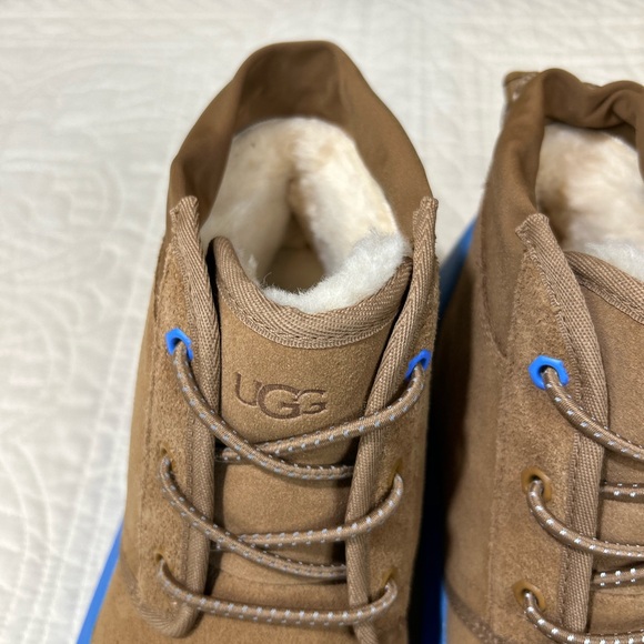 UGG Neumel Weather Hybrid Boots | Chestnut/Big Sky | 1143991-CBG | Men’s Size 9 - Picture 5 of 12